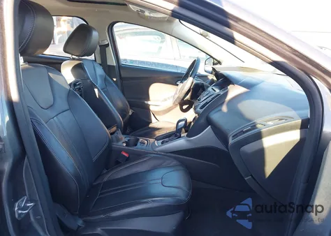 2014 Ford Focus Se из США, поврежденный, VIN 1FADP3F26EL428223